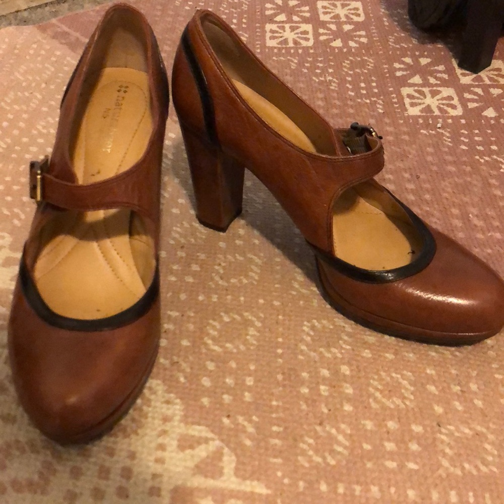Naturalizer Brown Heels